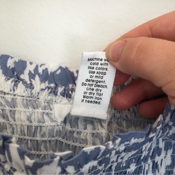 Blue & White Flowy Maxi Dress - Picture 6 of 9